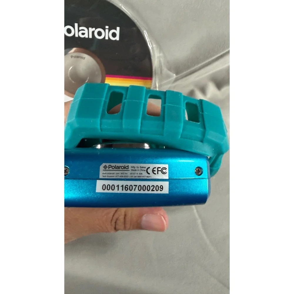 Polaroid digital camera